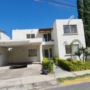 Casa en Colonia las Torres, Monterrey Nuevo León