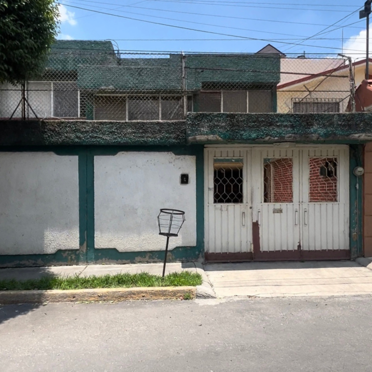 Casa en Venta en Viveros de la Loma, Tlalnepantla, Edo. Méx. Valor 3Mdp