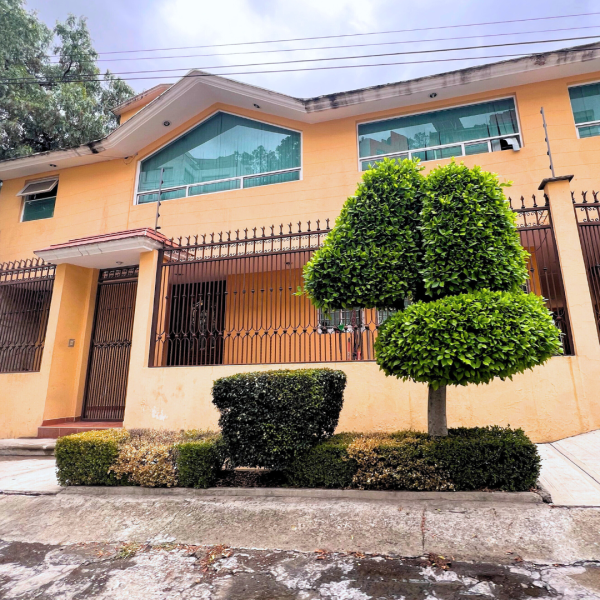 13 En Venta Remate Bancario en CD. Brisa Naucalpan 3.8MDP