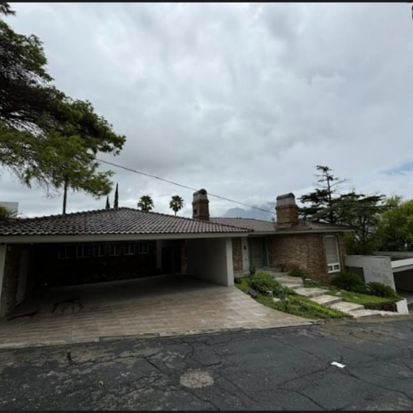 Residencial en Venta en San pedro Garza García, NL, 47.5Mdp Residencial en Venta en San pedro Garza García, NL, 47.5Mdp